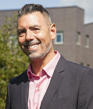 J. MasseyArtboard 1-100 Jonathan Massey headshot