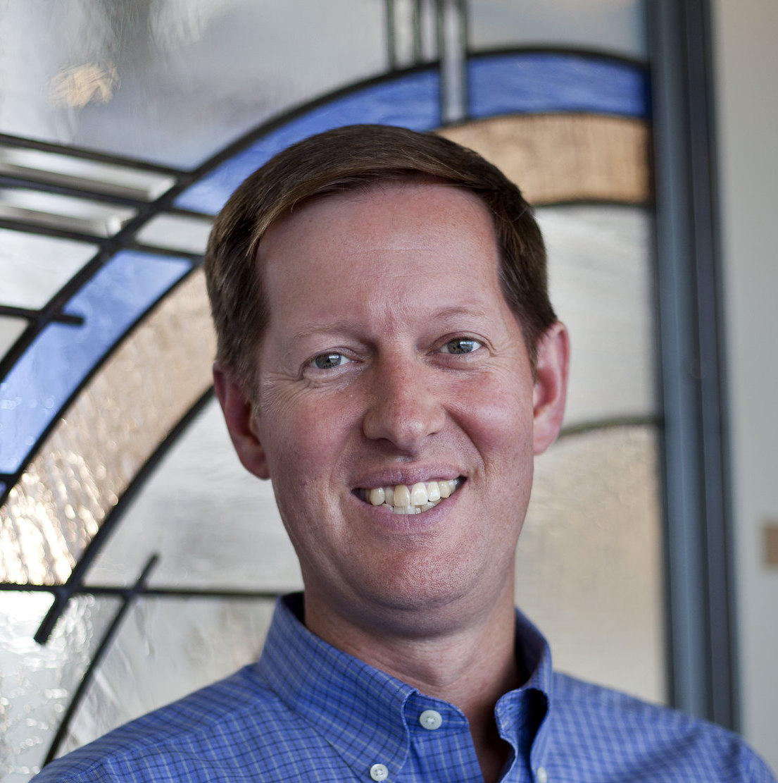 Headshot of Chris Gordon